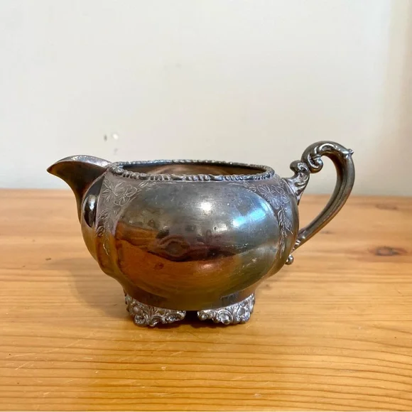 Vintage Silver Creamer Rockford Silver Plate Co. Antique Victorian Classic - Picture 3 of 7
